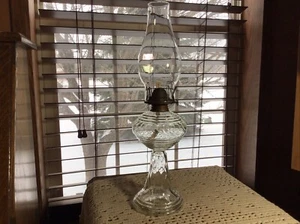 Antique 16 1/2” Dabs Portugal Closed Stem Swirl Oil Lamp With New Wick - Picture 1 of 7