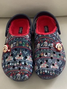 Disney Crocs Mickey Mouse Christmas Brand New Men 7 Women 9 Blue Red Limited - Picture 1 of 13