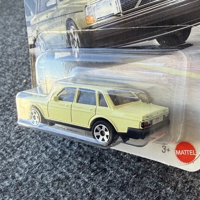 Mattel Matchbox Die Cast 1986 Volvo 240 amarillo Foto 1 de 4