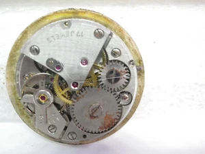FORNITURA ANTIGUA MAQUNARIA SUIZA VOLANTE OK PARA PIEZAS O REPARAR LOTE WATCHES - Picture 1 of 7