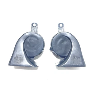 Toyota Venza 09-17 High/Low Pitch Horn Signal Set, 86510-AA010, 86520-AA010 - Picture 1 of 8