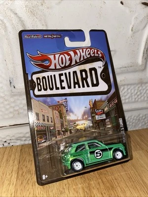 2012 Hot Wheels Renault 5 Turbo Boulevard Series Green Real Riders  - Image 1 of 4
