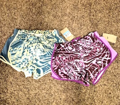 Nuevo con etiquetas Nuevo Lote de 2 Pantalones Cortos Nike Dri-Fit Forrados Estampados Para Niños - Medianos 10-12 Foto 1 de 4