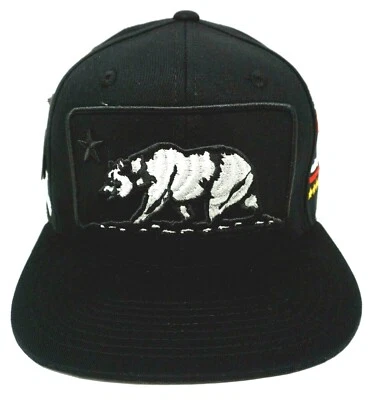 Boné Snapback CALIFORNIA REPUBLIC CA CALI Bear OSFM Preto Novo com etiquetas - Imagem 1 de 4