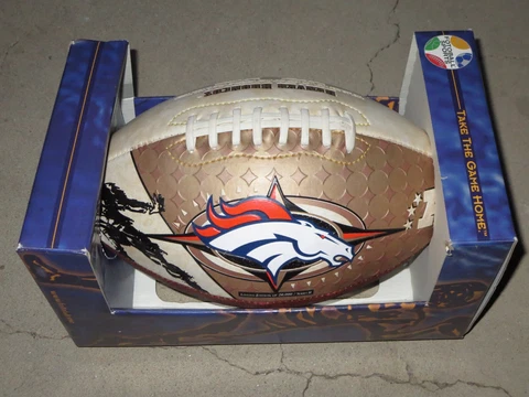 1998 Denver Broncos Super Bowl 32 Limited Edition of 20,000 Football with Box Cover