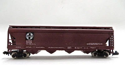 N Gauge Bachmann AT&SF Cylindrical Hopper Excellent Low Shipping - Image 1 of 4