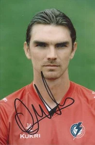 LANCASHIRE * OLIVER NEWBY SIGNED 6x4 PORTRAIT PHOTO+COA - Picture 1 of 1