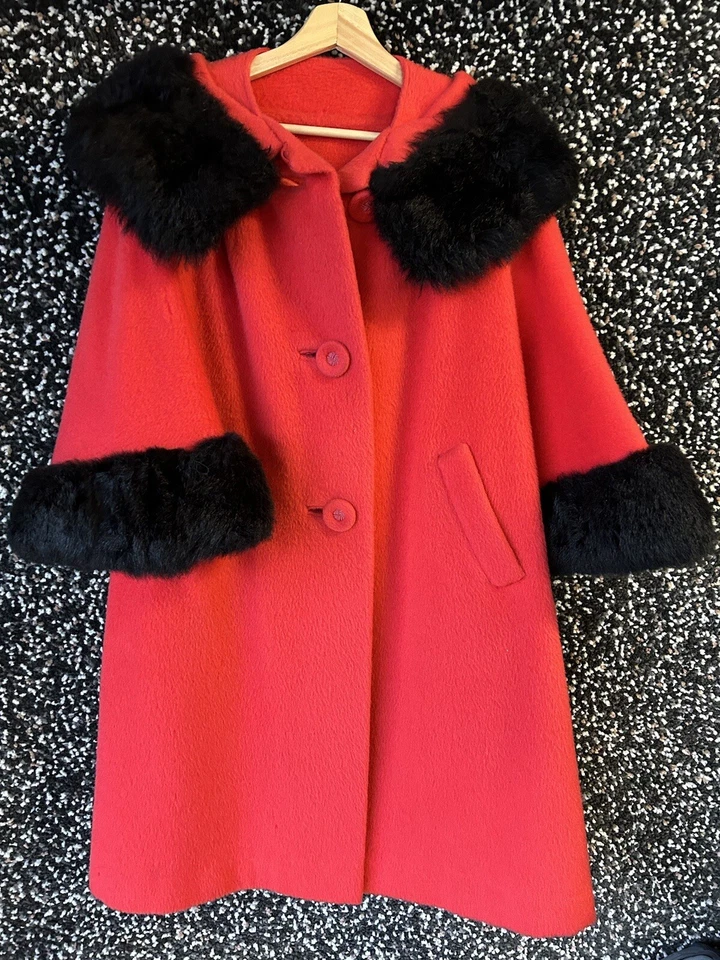 Abrigo de lana mohair polar Downy de colección de los años 50 Andover Stevens cuello visón grande Foto 1 de 4