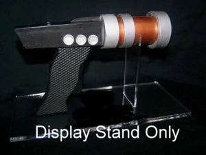 Acryl Aufsteller für Playmates Star Trek The Cage Captain Pikes Phaser - Bild 1 von 2