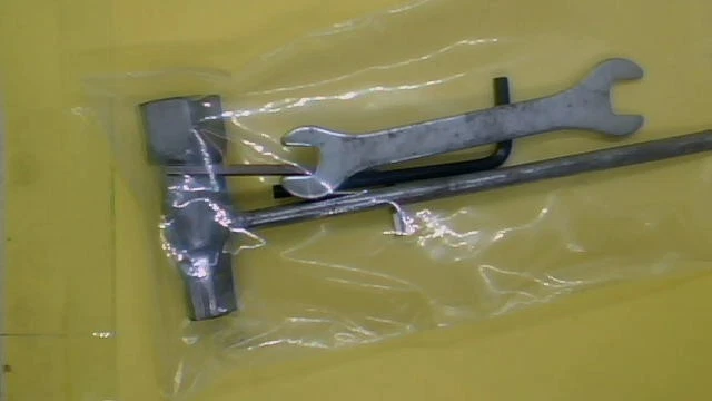 NOS 1/5 Scale Tool Kit Suit 1/5 Hobby Boss Part #BBBB — 第 1/1 张图片