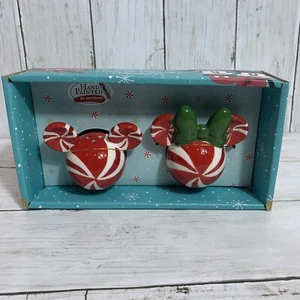Disney Mickey & Minnie Navidad Cerámica Pintada a Mano Salero y Pimentero NUEVO - Imagen 1 de 8