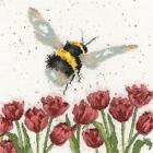 Bothy Threads Cross Stitch Set "Flight of the Bumblebee", 26x26cm, XHD41, Counting Pattern