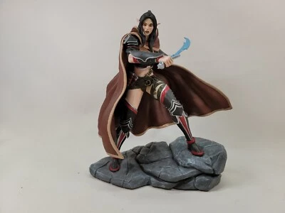 Kingdoms of Amalur Re-Reckoning Alyn Shir Statue awesome condition missing box - Image 1 of 4