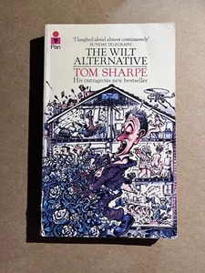 THE WILT ALTERNATIVE by Tom Sharpe vintage 1982 Pan UK paperback - Picture 1 of 3