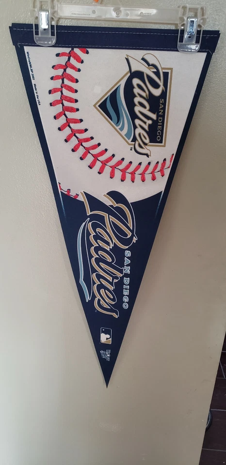 SAN DIEGO PADRES BASEBALL MLB VINTAGE FELT PENNANT 03/26/22 - Image 1 of 1