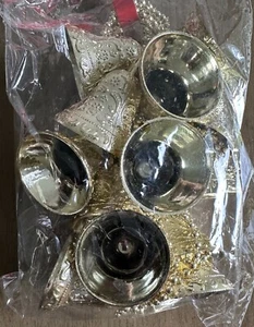 Vintage Gold Glocke & Perlen geprägt Kunststoff Weihnachten Girlande 10 Glocken 9' - Bild 1 von 3
