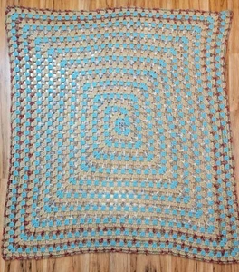 Manta 46" X 43" Crochet Azul Tostado Púrpura De Colección Hecha a Mano Sofá Afgano Retro - Imagen 1 de 11