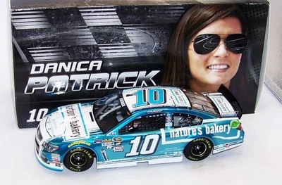 1:24 ACTION 2016 #10 NATURE'S BAKERY SHR DANICA PATRICK LIQUID COLOR 1/120 #15 - Image 1 of 4