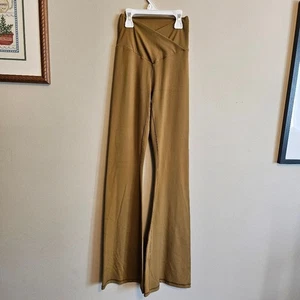 Offline by Aerie Real Me Flare Hi Rise Crossover Flare Pants Small Olive Green - Picture 1 of 7