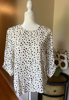 Blusa Daily Look Vera Moda Marfil Lunares Blusa Talla Pequeña Usada en Excelente Condición Foto 1 de 4