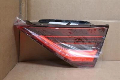 Luz trasera interior derecha 82A945094C Audi A1 2019 en adelante nueva pieza original Foto 1 de 4
