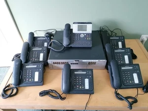 Alcatel OmniPCX Office Medium telefooncentrale + telefoons - Zdjęcie 1 z 6