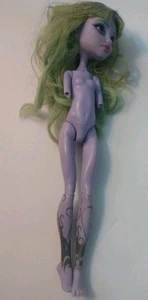 Monster High 13 Wishes Twyla Puppe ohne Arme - Bild 1 von 9