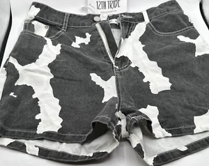 12th TRIBE Women’s Cow Print Cotton Shorts Size Medium New NWT Black And White - Picture 1 of 6