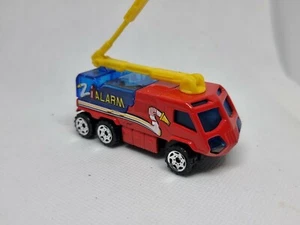 MATCHBOX AIRPORT FIRE PUMPER - RARE ALARM VARIANT - 2000 - 0652EA - Picture 1 of 5