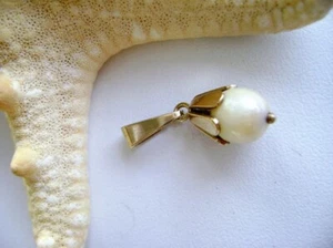 Gold Anhänger in Tropfenform mit Perle Halsschmuck Damenschmuck Goldschmuck. - Bild 1 von 2