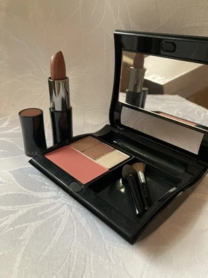 Mary Kay Magnetic Compact Filled/Chromafusion Eye +Cheek Colors/Creme Lipstick - Image 1 of 4
