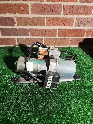 2004-2008 Audi A4 S4 Cabriolet Convertible  Top Hydraulic Pump 8H0871611A OEM - Image 1 of 4