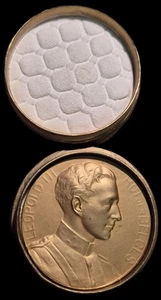Médaille Leopold III Roi Des Belges - Picture 1 of 2