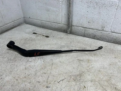 GMC SIERRA250 2022 OEM brazo limpiaparabrisas lateral izquierdo del conductor  Foto 1 de 4