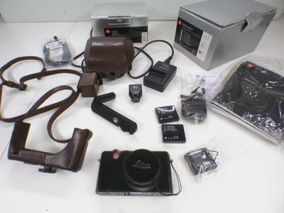 Leica D Lux 4 +  viewfinder 24mm Leica + grip + original case - Image 1 of 4