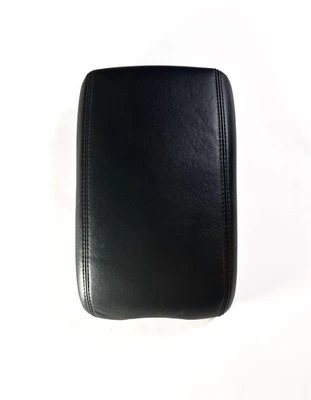 2010 - 2016 凯迪拉克 SRX 中控台盖/扶手黑色皮革原始设备制造商 1184077 — 第 1/4 张图片