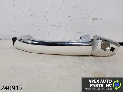 OEM 2006-2011 Mercedes ML350 3.5L  Left Side Exterior Door Handle Keyless Go - Image 1 of 4