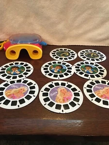 Portable ViewMaster 3-D Viewer Travel Size W 8 Discs Barbie Diego Wildlife - Picture 1 of 11