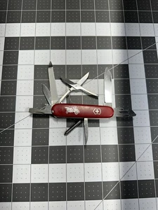Victorinox Vintage Grand Prix Swiss Army Knife Retired Red Missing Back Scales  - Picture 1 of 19