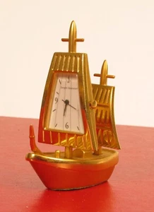 SERGIO VALENTE DECORATIVE MANTLE SHELF DESK QUARTZ CLOCK BEACH OCEAN SAILING ! - Picture 1 of 1