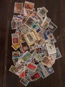 100 fine used Canadian stamps mixed, good ones, $2.35 only, discount shipping! - Picture 1 of 1