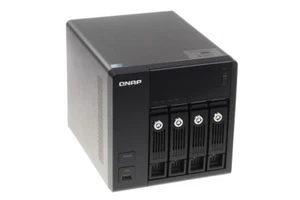 QNAP Turbo Station TS-439 Pro II / 4-Bay NAS / 4x 3.5" SATA, 2x eSATA, 2x Gb LAN - Photo 1/5