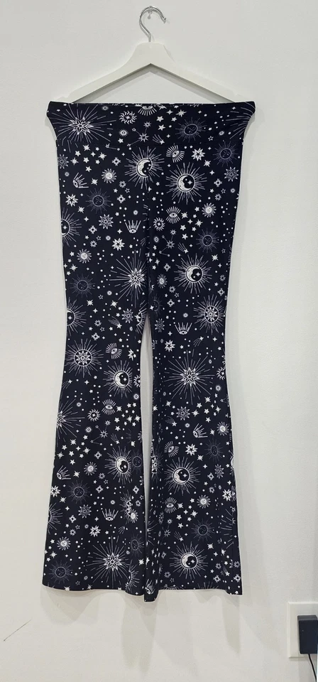 Leggings femininas No Boundaries para dormir tamanho médio 7-9 - Imagem 1 de 4