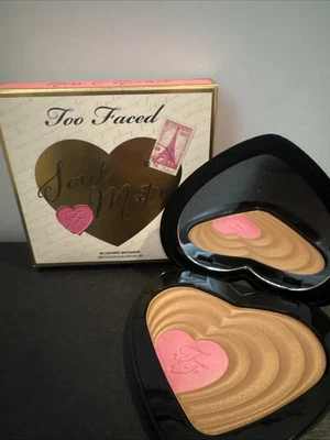 Too Faced Soul Mates Blushing Bronzer Shade ROSS & RACHEL - Image 1 of 4