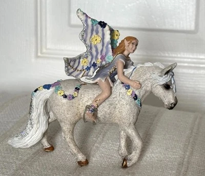 SCHLEICH Bayala Elfen Fairy Oleana Elf Action Figure #70410 RETIRED - Image 1 of 4