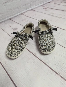 Hey Dude Wendy estampado de leopardo/guepardo ligero cómodo para mujer talla 6  - Imagen 1 de 12