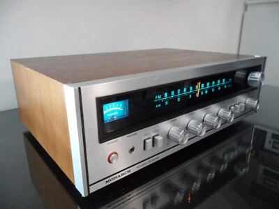 ★ Sintoamplificatore MONARCH model 5300 - Stereo vintage receiver Amplifier ★ - Immagine 1 di 4