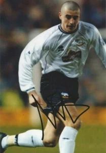 DERBY: FOTO DE ACCIÓN FIRMADA POR ADAM BOLDER 6x4 + certificado de autenticidad - Imagen 1 de 1