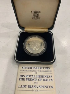 Moneta Argento 1981 Proof Matrimonio Principessa Diana/Principe di Galles con Scatola COA Lingotto - Foto 1 di 4