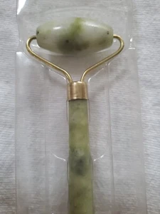 Jade Facial Massager Roller Face Body  - Picture 1 of 7